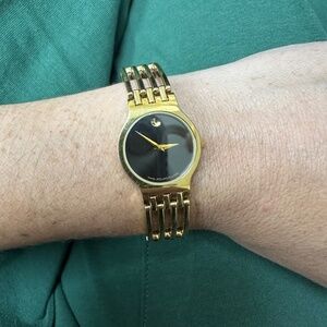 Movado Esperanza Gold Tone Womens Watch